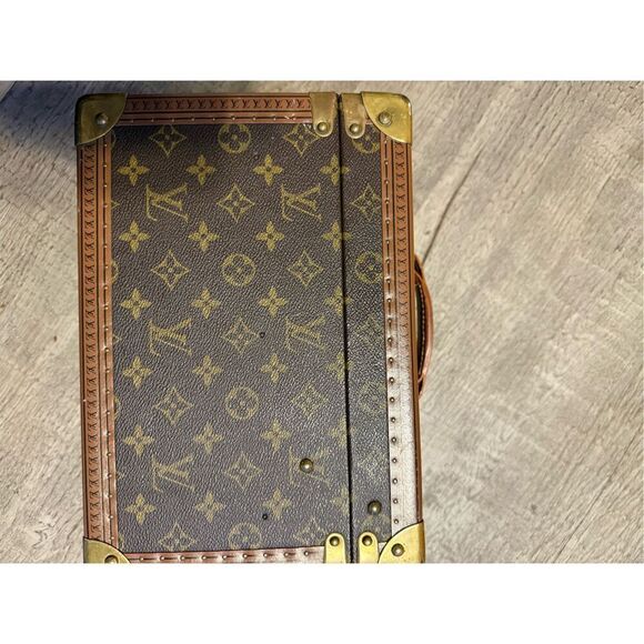 100 authentic Louis Vuitton trunk - Picture 5 of 16